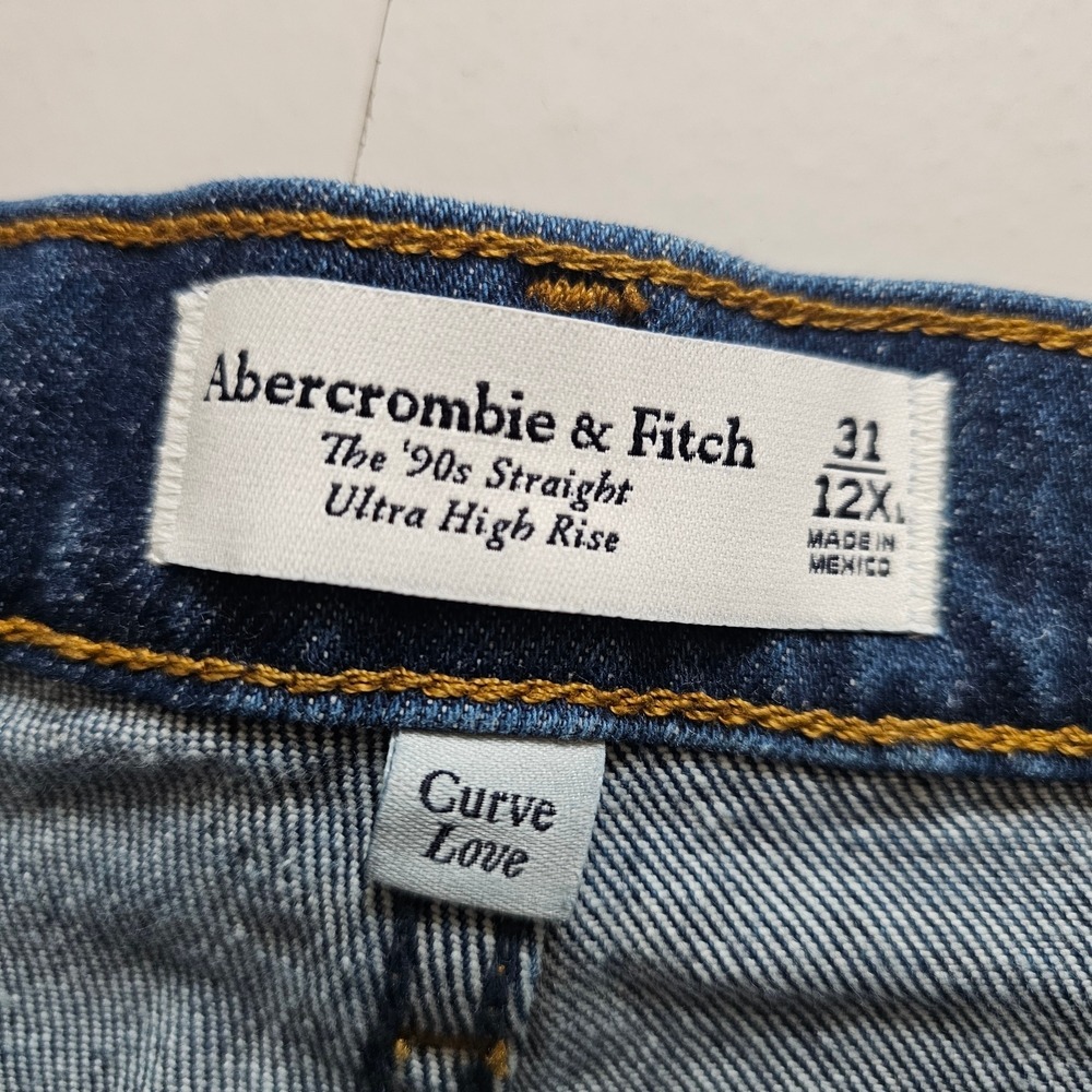 Abercrombie & Fitch 90s Straight Ultra High Rise Jeans 31/12L Dark Wash Denim ~ - Picture 4 of 8